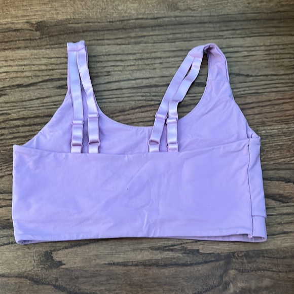 Gymshark Sports Bra - Picture 2 of 3